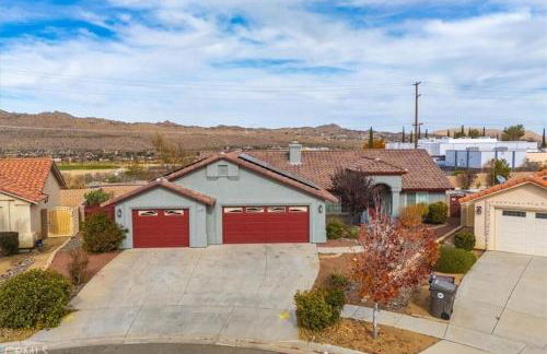 Stunning Joshua Home with Pool, Spa, & Game Room! - Foto 66