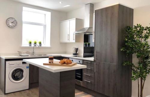 Rhondda Valleys with Breathtaking Riverside Views - Foto 5