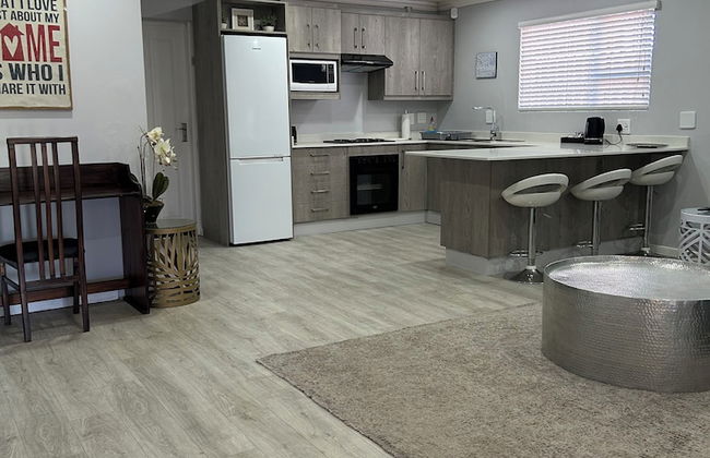 Skylink Holiday Accommodation - Foto 24