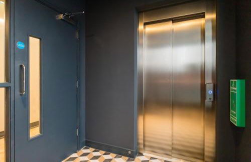 Luxe Apartments, The Moorwell, Secure Parking, - 10mins Cardiff City Ctr - Photo 42