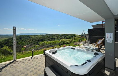 Stunning Home In Veliko Trgovisce - Foto 10