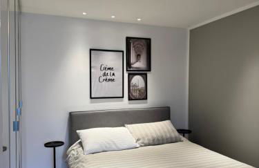 2 bedroom apartment renovated in the heart of Paris - Foto 2