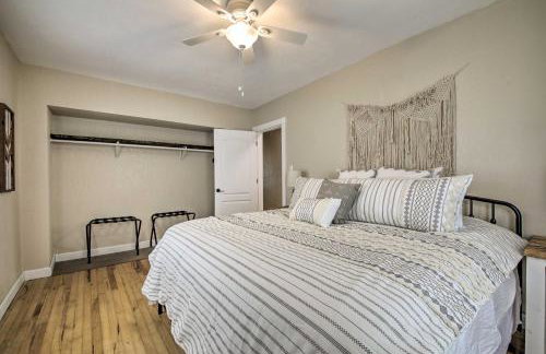 Farm-Style Ste Genevieve Retreat with Fire Pit! - Foto 13