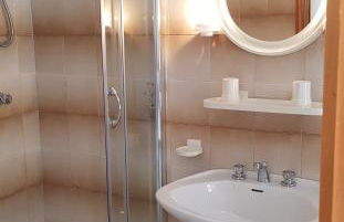 Villa Anna - Mansarda vista mare con giardino e patio - Photo 13