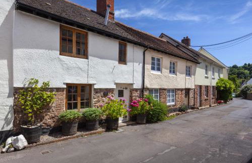 Pebble Cottage Dunster - Photo 22