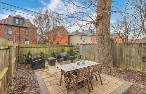 German Village Hidden Gem - 3 BR, Parking l Value - Foto 43