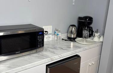 Cozy Room by Hofstra University - Photo 31