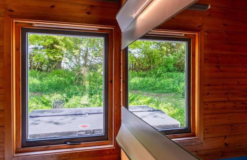 Chalet Lodge 2 - Hot Tub by Interhome - Foto 11