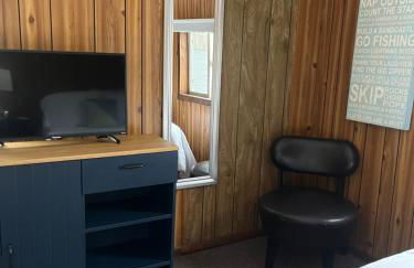 Sleeping Bear Riverside Cabins - Foto 41