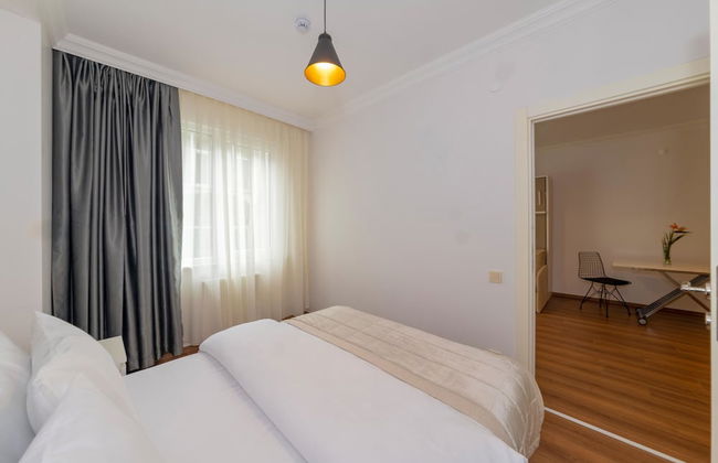 Joy Suites - Photo 20