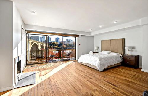 The Million Dollar Perch - Foto 26