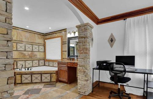 Big 6BR,4BA Home w 10-Car Parking for CrewsGrps - Foto 41