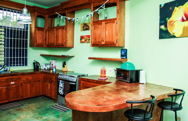 Sunshine Lodge- Your Home Away From Home - Foto 19