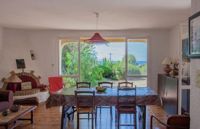 Cosy Holiday Home in Cargese Corse-du-sud Near Sea - Foto 46