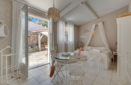 Luxury Villa with Jacuzzi in Les Issambres - Foto 16