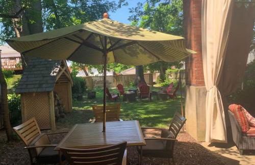 Huge Historic Home- Poker Room, 6BR 5BA, Walkable - Foto 14