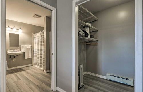 Centrally Located South Hill Apartment with Smart TV - Photo 19