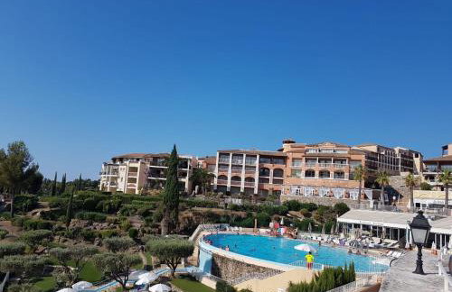 Appartement à Cap Estérel Agay- Village Pierre et Vacances Quartier Belvédère Piscines et parking inclus - Foto 29