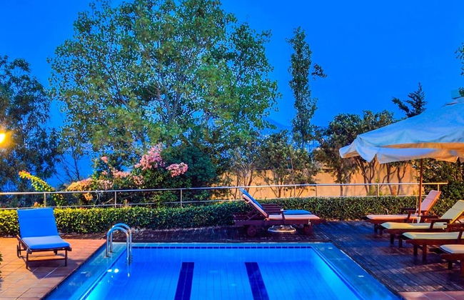 Chloe Seafront Villa - Photo 32