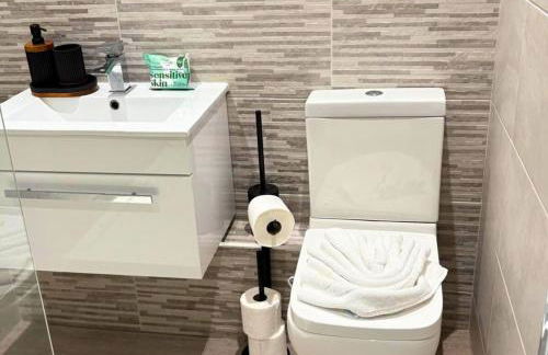 2 bed 2 bath luxe apartment in Hampton in Arden - Foto 8