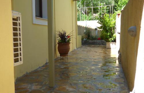 Natashas Apartments - Photo 28