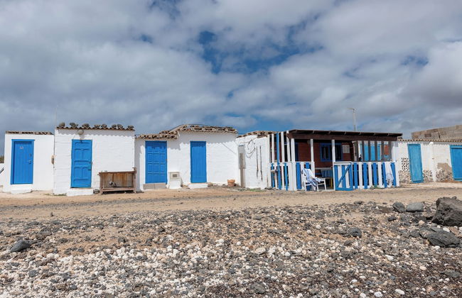 Wooden Cabin Next to the Beach - Foto 27