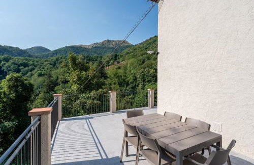 Charming Tuscan Stone House - Photo 1