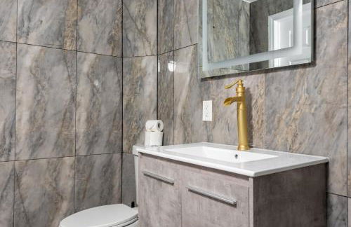 Hillside Home with Outdoor Oasis and Pool - Foto 39