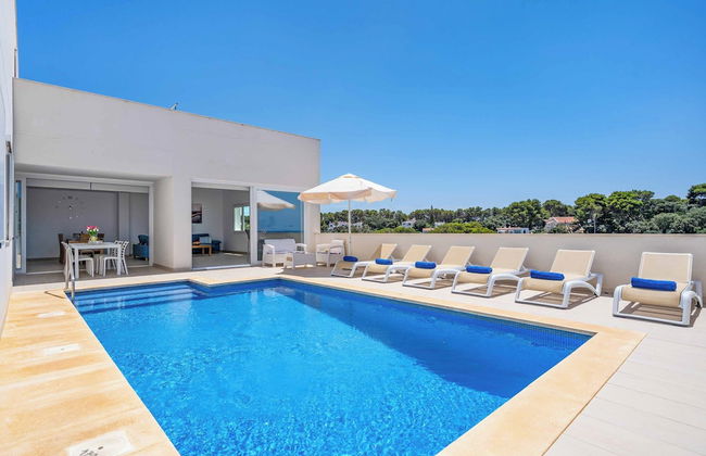 Agueda Menorca - Photo 24