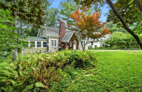 Charming Manville Heights Cottage Retreat home - Foto 34