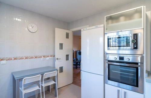 Adosado con vistas al mar desde la piscina con BBQ - Photo 8