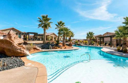 33| Poolside Retreat in St George with 3 Deck Views - Foto 8