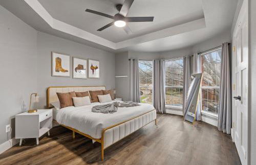 Heated Pool PoolTable HotTub Sleeps 16 Renovated - Foto 29