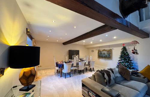 WestLaigh Lrg Luxury Country Farm House 20 min from the city - Foto 2