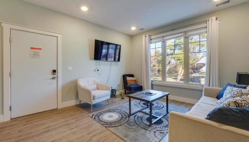 Walk to Front St! Traverse City Condo Near Skiing - Photo 4