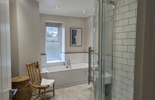 Pencartref Apartment - 4 Bedrooms, 3 Bathrooms, Sleeps 7-8 - Foto 11