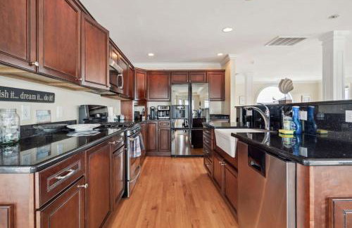 Sandy Toes Ocean Views Steps to Beach Deck - Foto 8