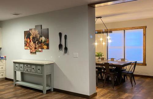 STUNNING RENOVATED 4BR House - Foto 14