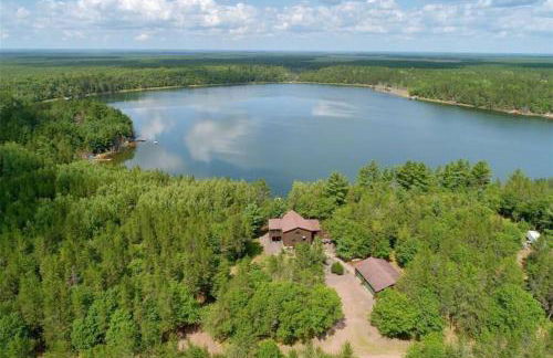 Sandy Lake Cabin ~Private Luxury Vacation Home~ - Foto 8