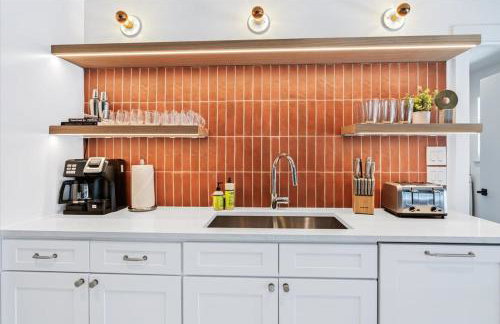 Hot Tub Pool + Firepit + Gameroom ~ Guesthouse - Foto 65