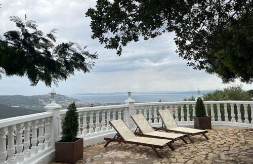 Villa panoramique avec piscine, Mas-Fumats, ROSES, Espagne - Photo 1