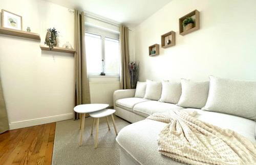 Appartement Le Cosy - Rénové - 3 Chambres - Foto 8