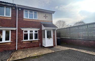 Cosy 2 bedroomed semi detached house - Foto 14