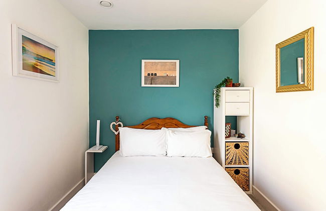 Quiet and Spacious Four Bedroom House - Foto 10