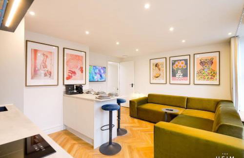 Herringbone at The Heim - Photo 5