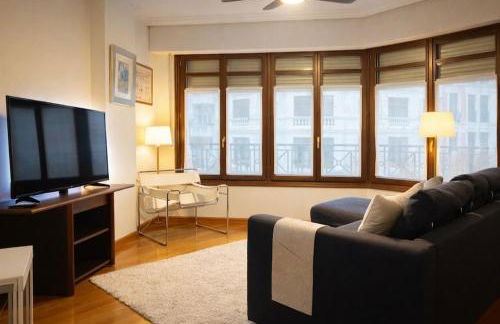 NANA in Bilbao Párking en el edificio - Foto 1