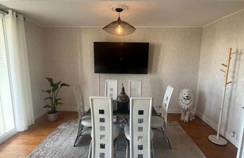 Magnifique appartement suréquipé-balcon-vu-garage individuel - Photo 3