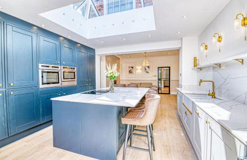 Luxury Georgian Townhouse with Cinema and parking - Photo 20