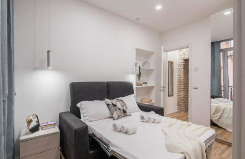 The Best Rent - Modern three-bedroom apartment a few steps from the Colosseum - Foto 24