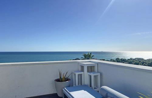 Duplex vistas mar con piscina - Photo 1